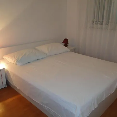 Rube 3 Fuer 4 Personen By Interhome