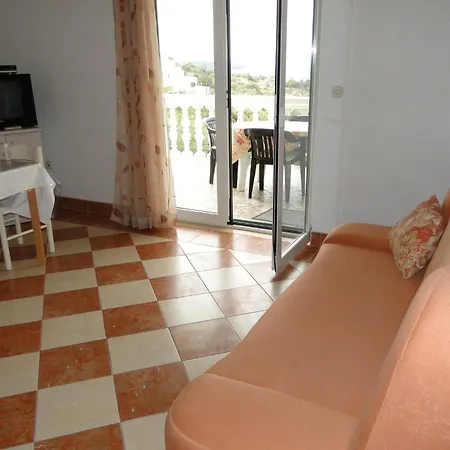 Rube 3 Fuer 4 Personen By Interhome *