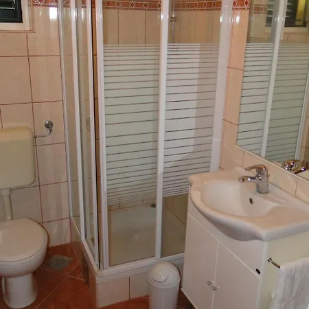 Rube 3 Fuer 4 Personen By Interhome Apartment