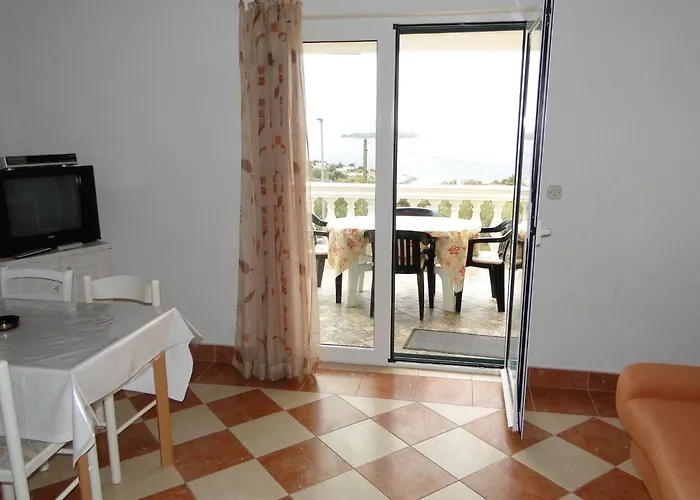 Rube 3 Fuer 4 Personen By Interhome Apartment